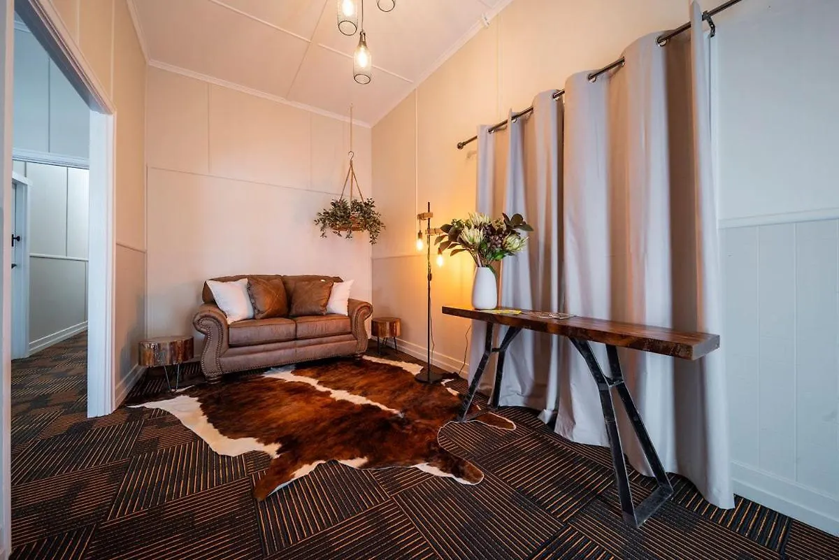 Peddlars Rest Hotel Toogoolawah